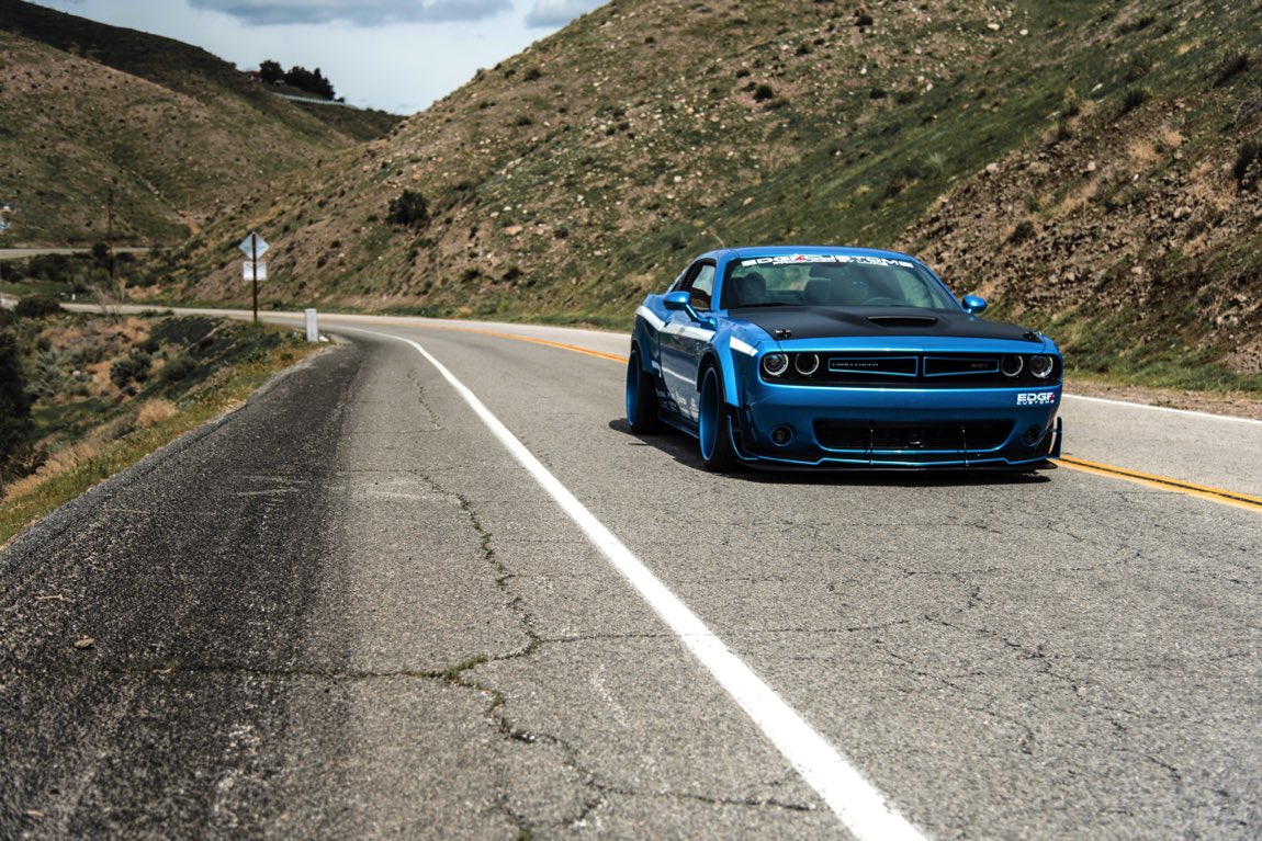 EDGE CUSTOMS Dodge Challenger R